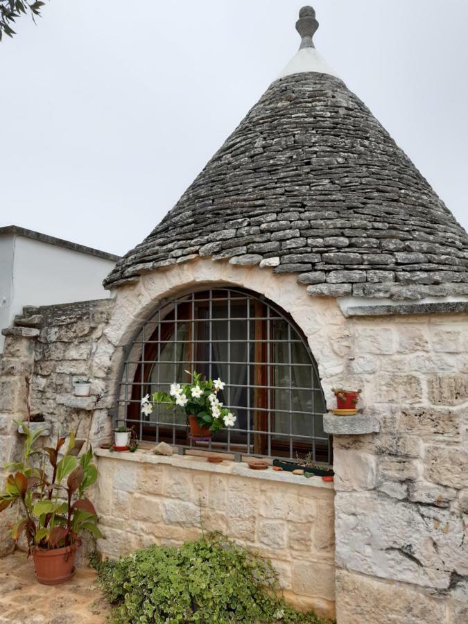 B&B Trulli Sotto La Cupa มาร์ตินาฟรังกา ภายนอก รูปภาพ